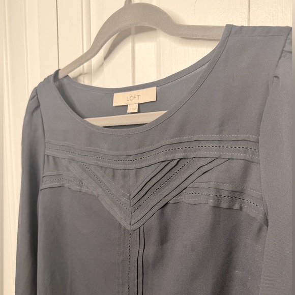 LOFT Charcoal Long Sleeve Blouse - Picture 2 of 9